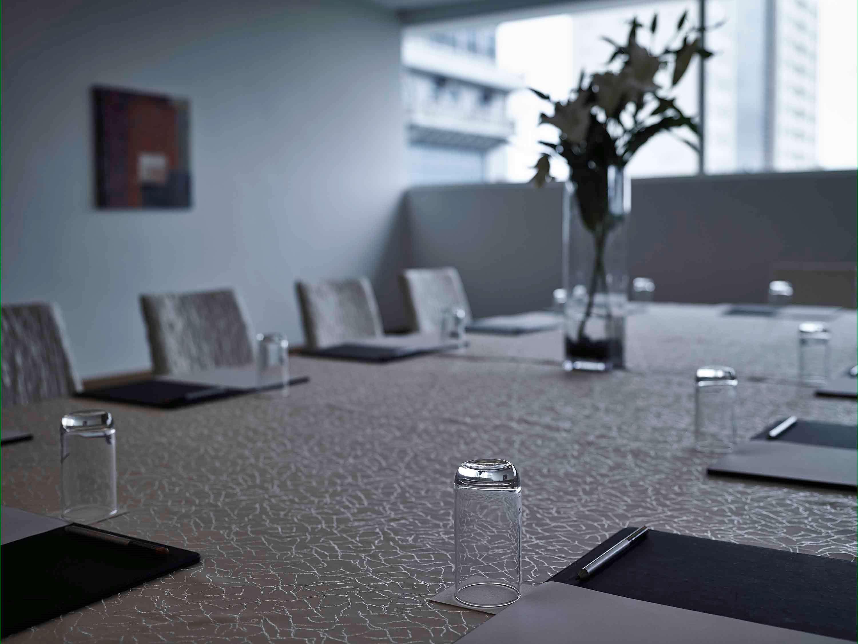 فندق بولمان كوشنغ كوشنج المظهر الخارجي الصورة A meeting room at the headquarters of the European Anti-fraud Bureau