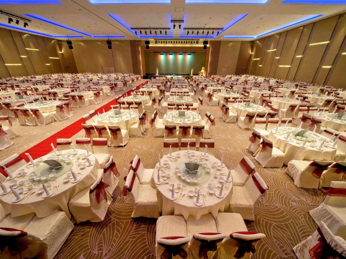 فندق بولمان كوشنغ كوشنج المظهر الخارجي الصورة The Grand Ballroom